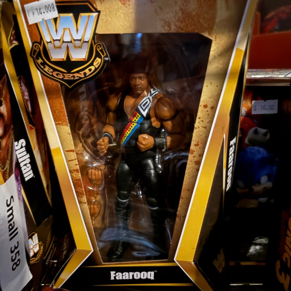 Nwt WWE Legends Farooq Figure in Black and Gold